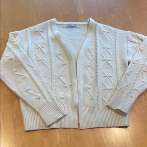 Chic Cable Knit Cardigan in Cream